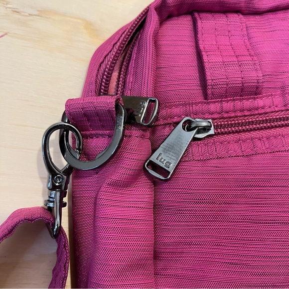 Lug RFID Convertible Crossbody Bag - Picture 12 of 12